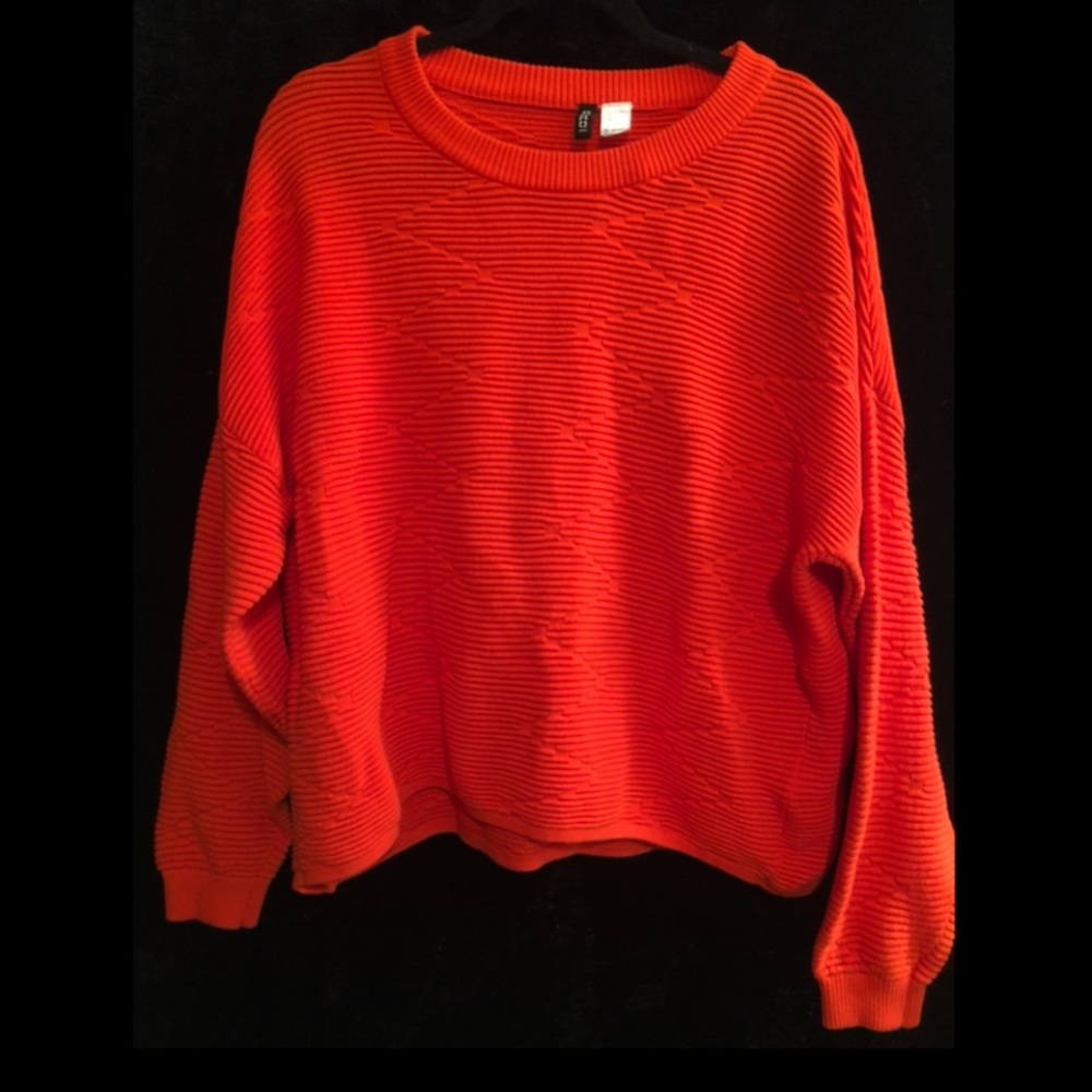 Sweatshirt